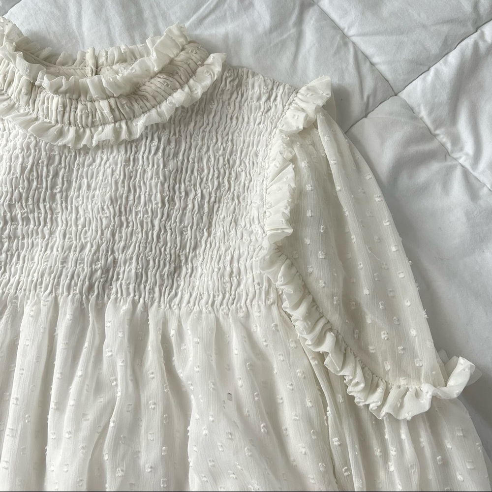 SOLD ๐ Zara Trafuluc Collection White Ruffle Long Sleeve Blouse - Picture 2 of 8